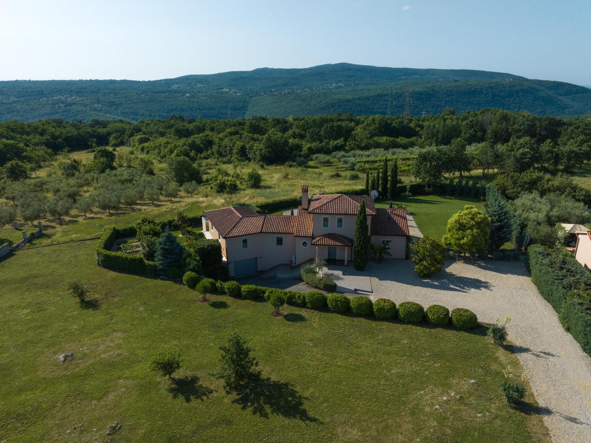 Villa Labin In Zartinj - Luxury Privacy Heated Pool With Auto Cover Exterior foto