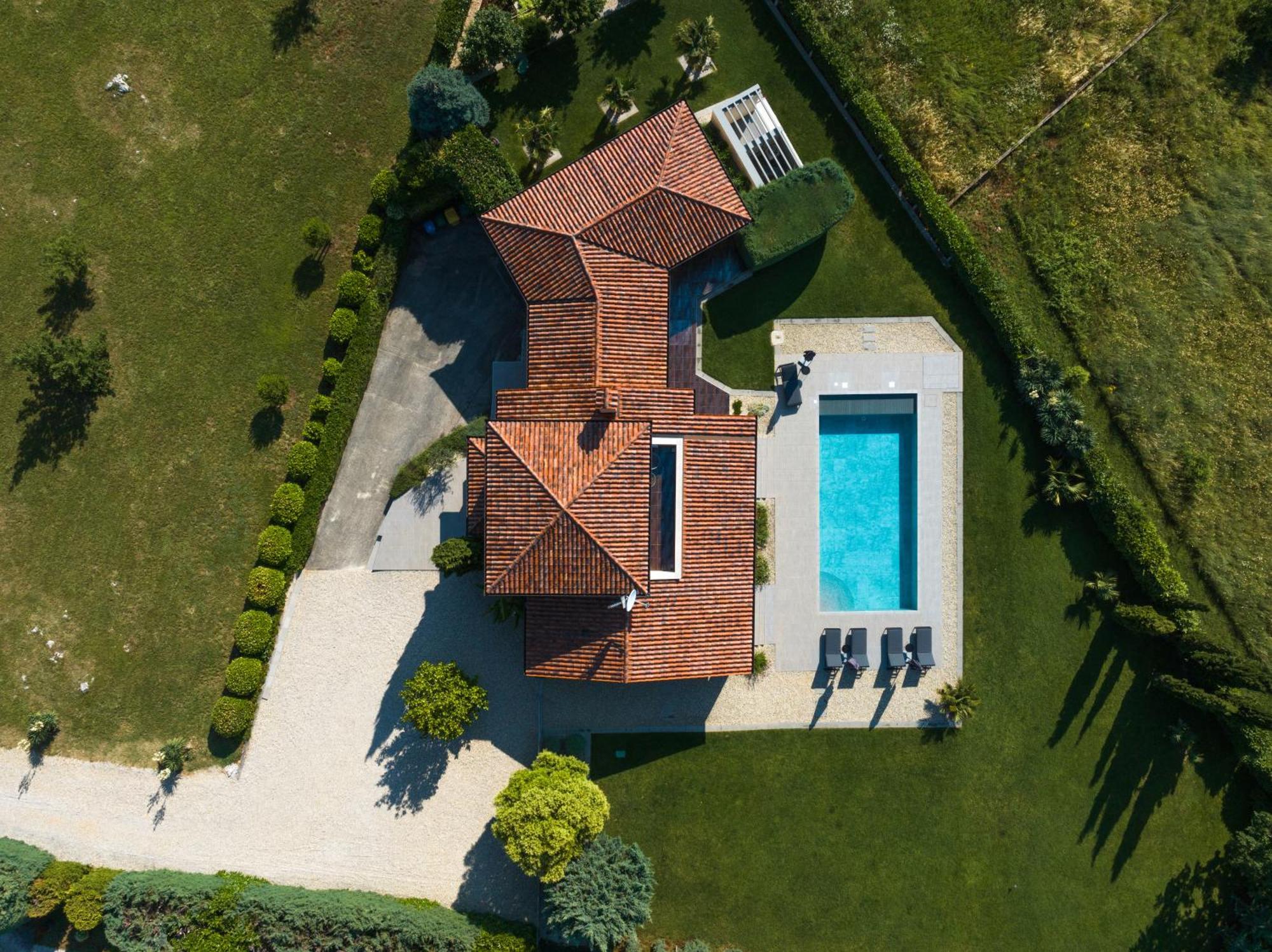 Villa Labin In Zartinj - Luxury Privacy Heated Pool With Auto Cover Exterior foto
